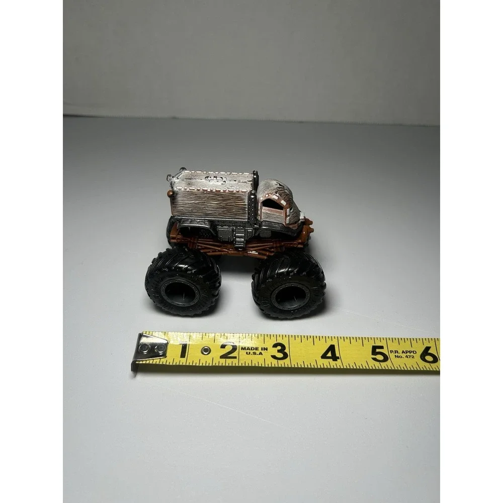 Hot Wheels Monster Jam Star Wars Chewbacca Monster Truck 1:64 Diecast Mattel Car